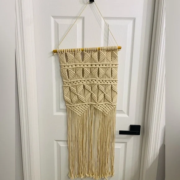 MACRAME HANGING WALL DECOR - Picture 1 of 2